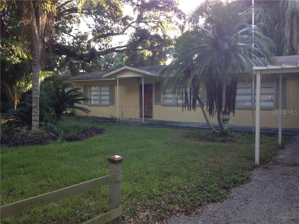 905 Valmar St., Brandon, FL 33511