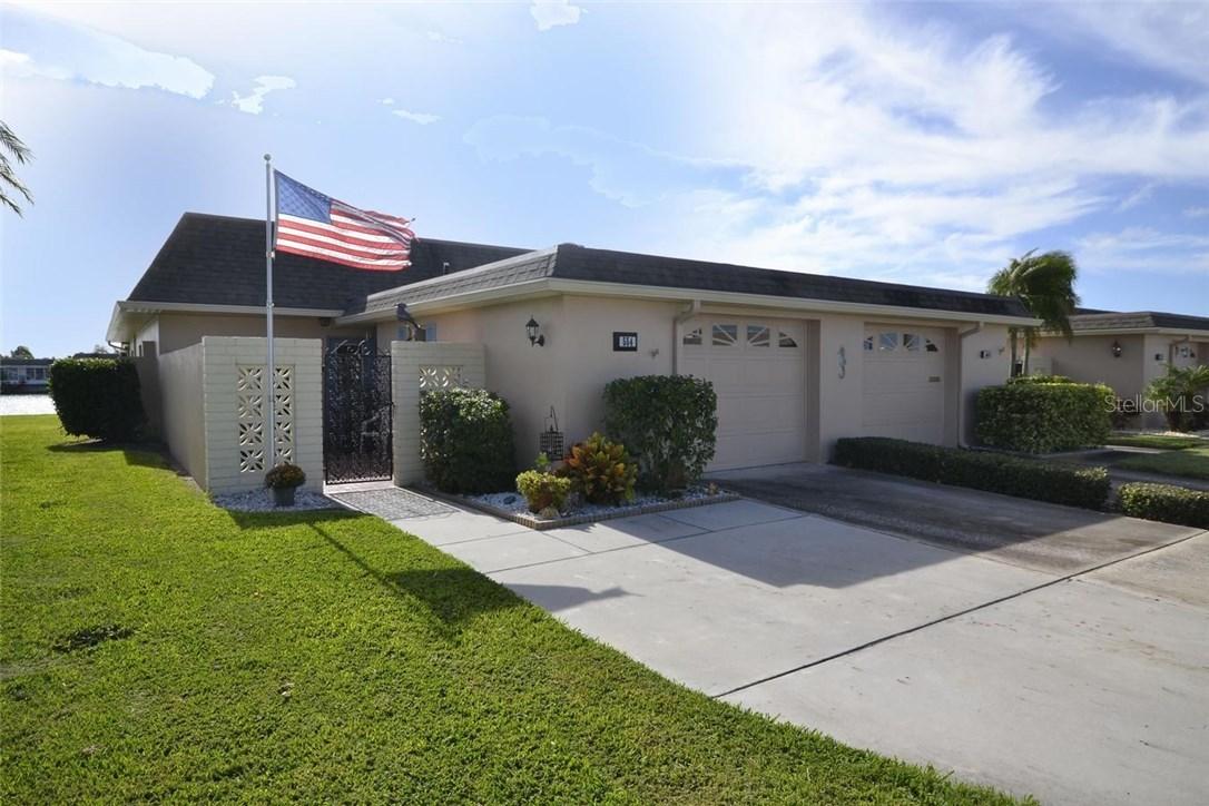 554 Boca Ciega Point Blvd. #2201, St Petersburg, FL 33708