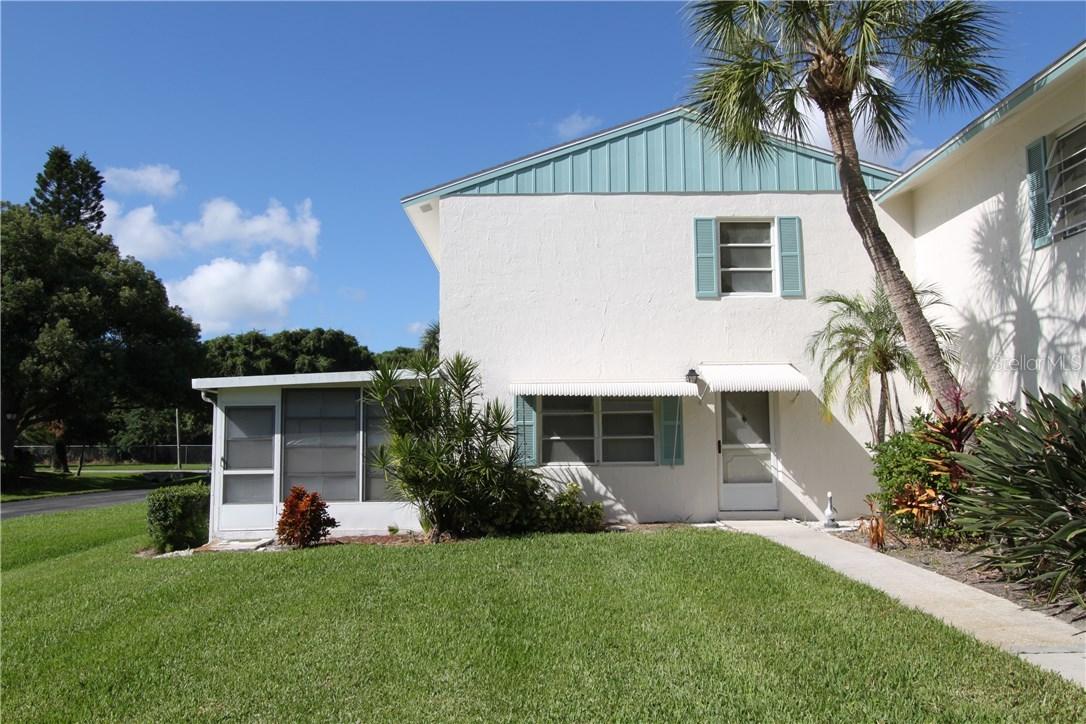 3267 39th St. #C, St Petersburg, FL 33711