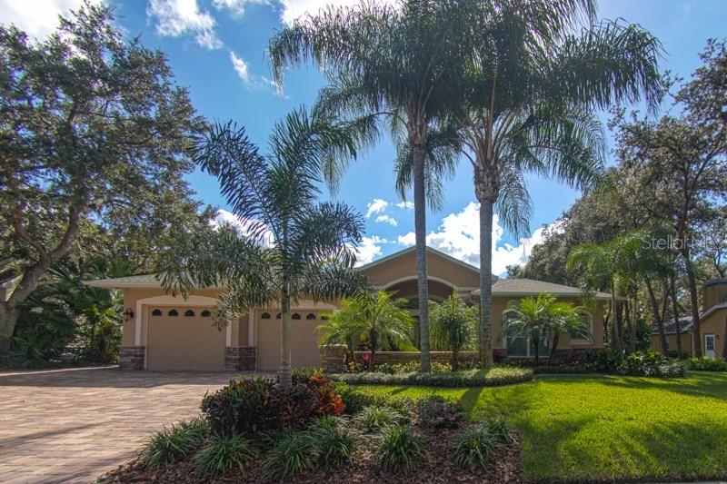 8806 Crescent Forest Blvd., New Port Richey, FL 34654
