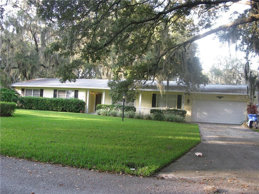2008 Cricket Ln., Valrico, FL 33594