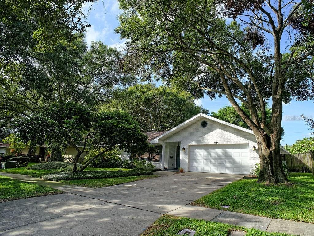 8640 Macoma Dr., St Petersburg, FL 33702