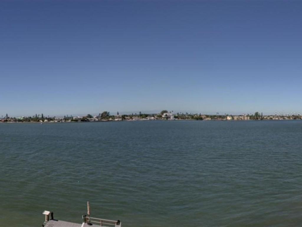 380 8th Ave. #8, Tierra Verde, FL 33715