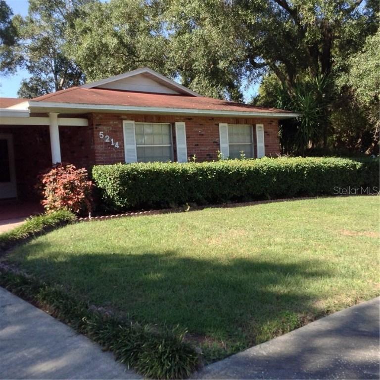 5214 Colfax Pl., Seffner, FL 33584