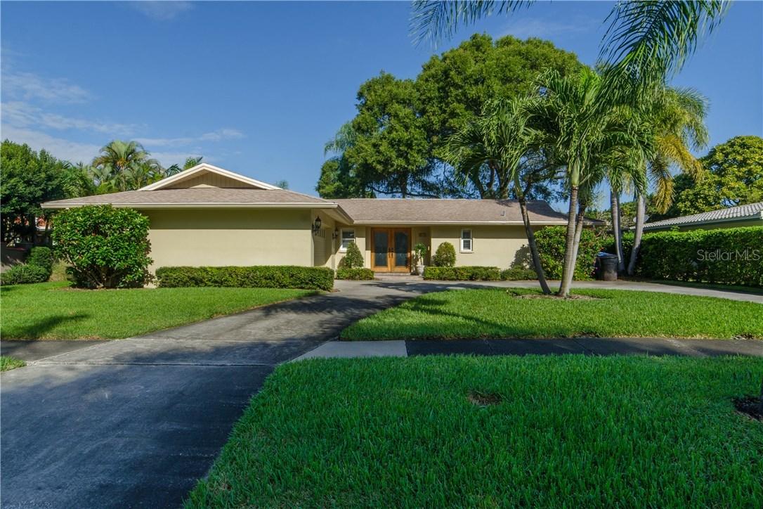 1572 Eden Isle Blvd., St Petersburg, FL 33704
