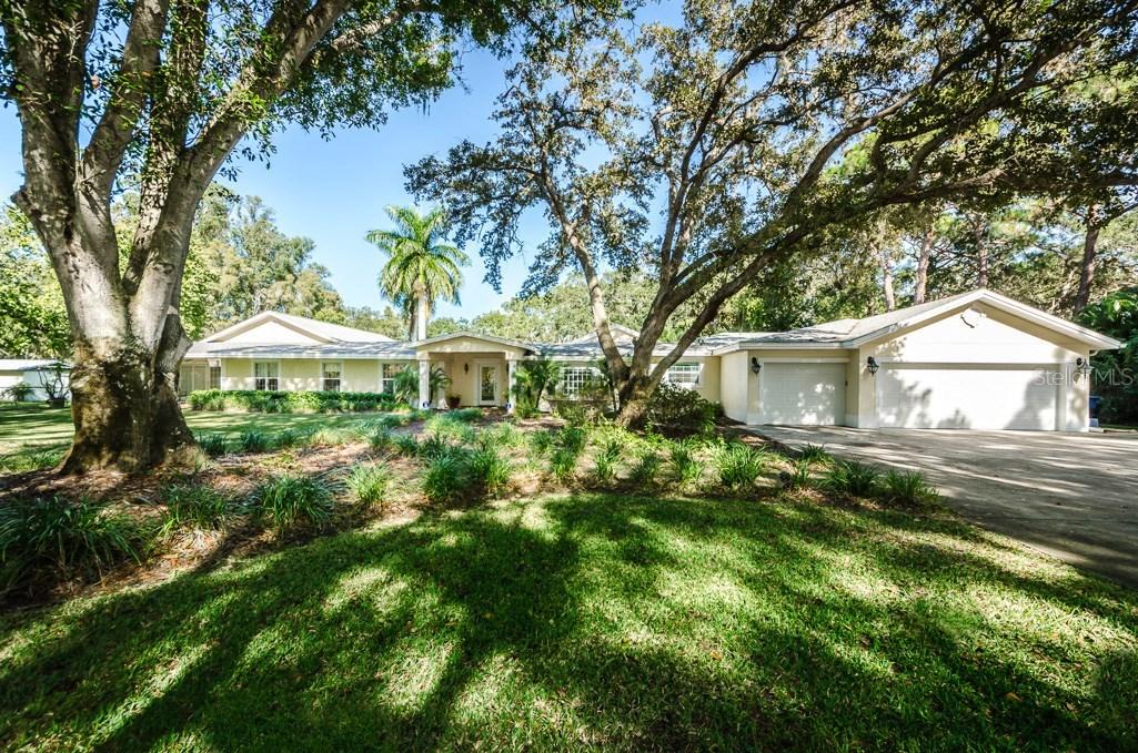 12755 74th Ave N Ave., Seminole, FL 33776