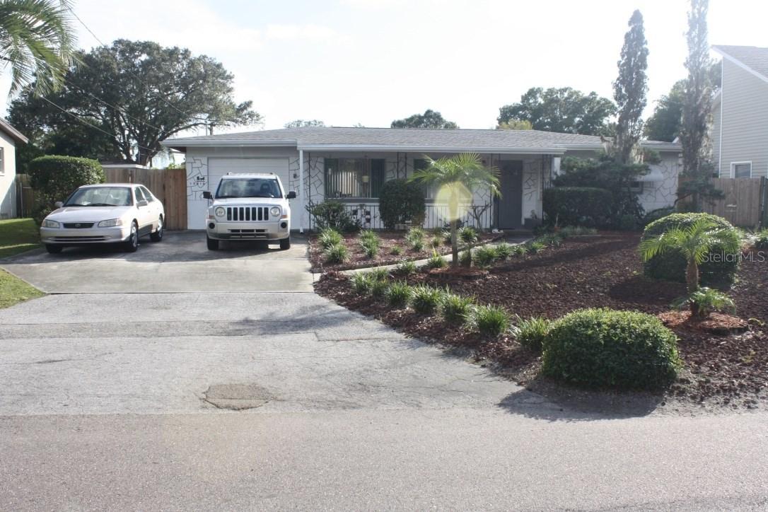 10810 Grove Ter., Seminole, FL 33772