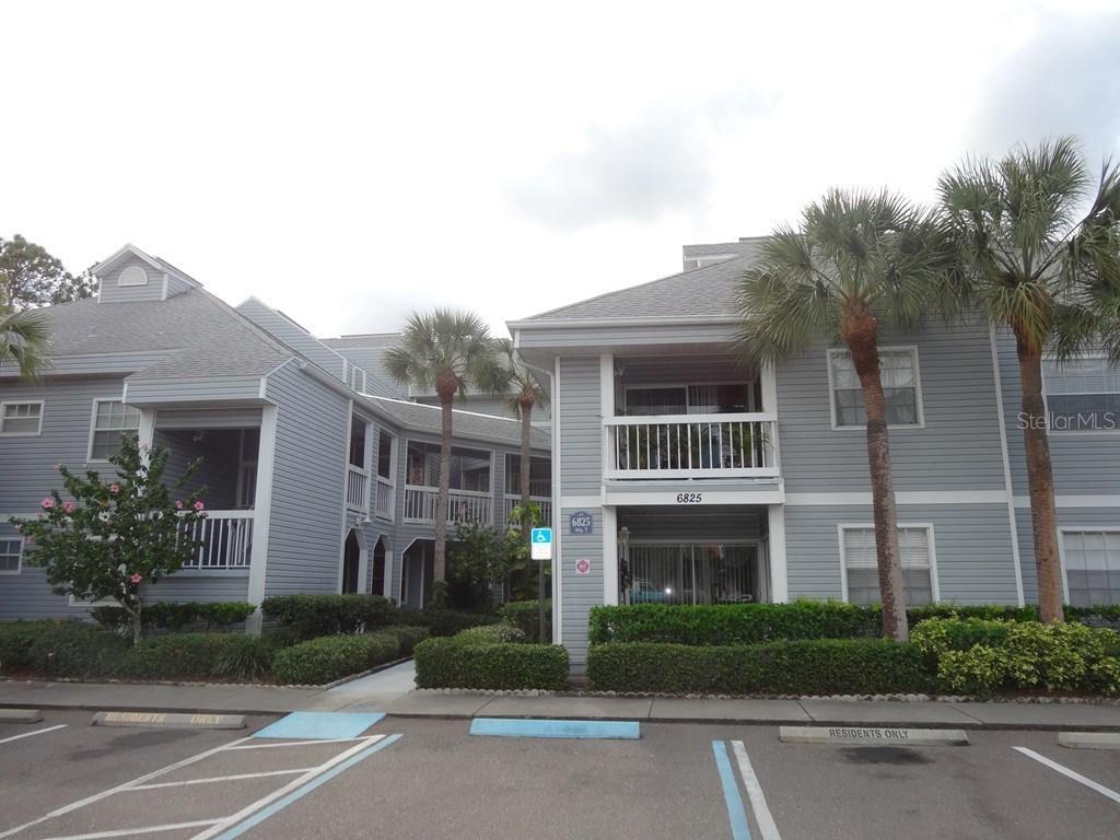 6825 Stonesthrow Cir. #1105, St Petersburg, FL 33710