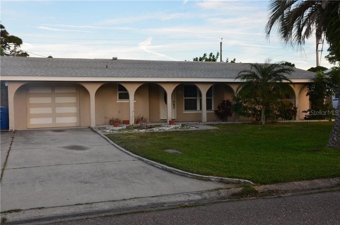 5230 38th Way, St Petersburg, FL 33711