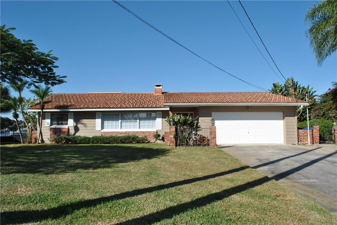 4295 13th Way, St Petersburg, FL 33703