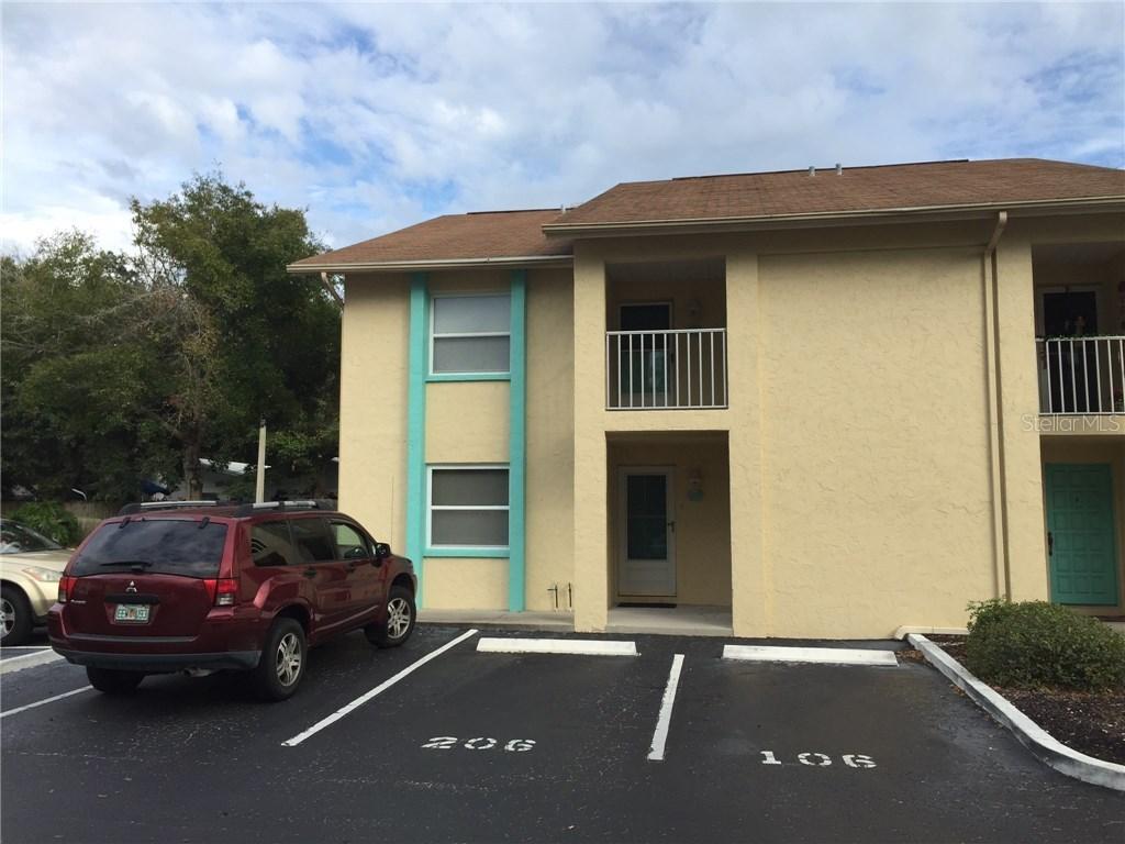 8101 Heatherwood Dr. #106, Seminole, FL 33777