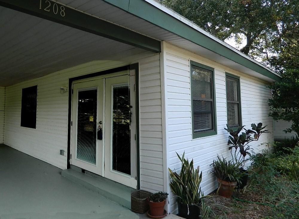 1208 Pennsylvania Ave., Palm Harbor, FL 34683