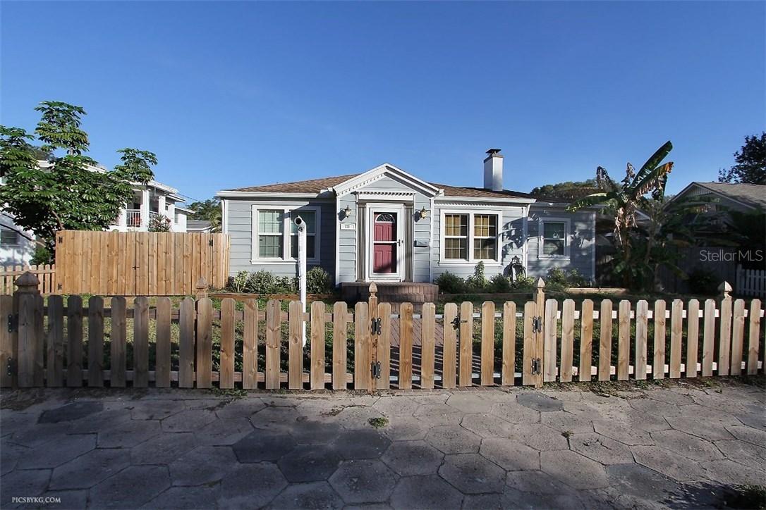 777 29th Ave., St Petersburg, FL 33704