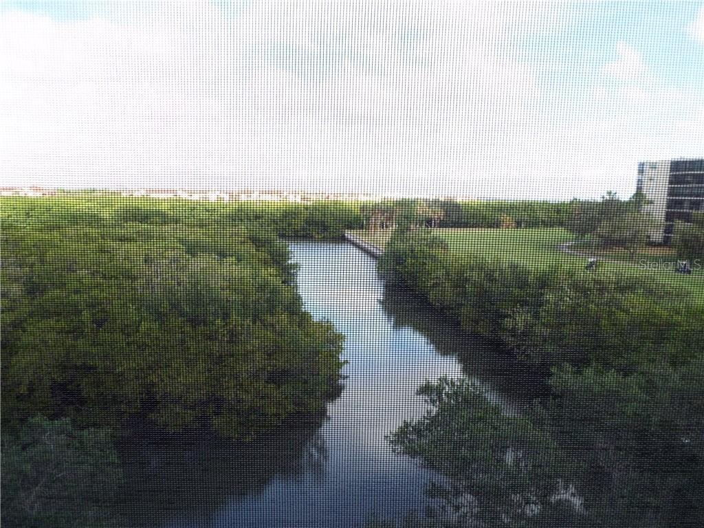 900 Cove Cay Dr. #4F, Clearwater, FL 33760