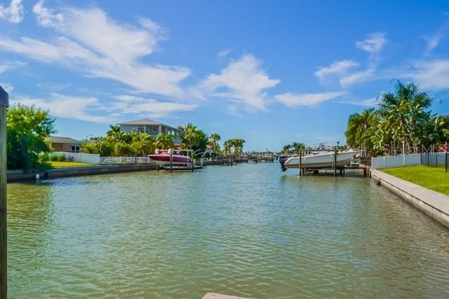 11744 Walker Ave., Seminole, FL 33772