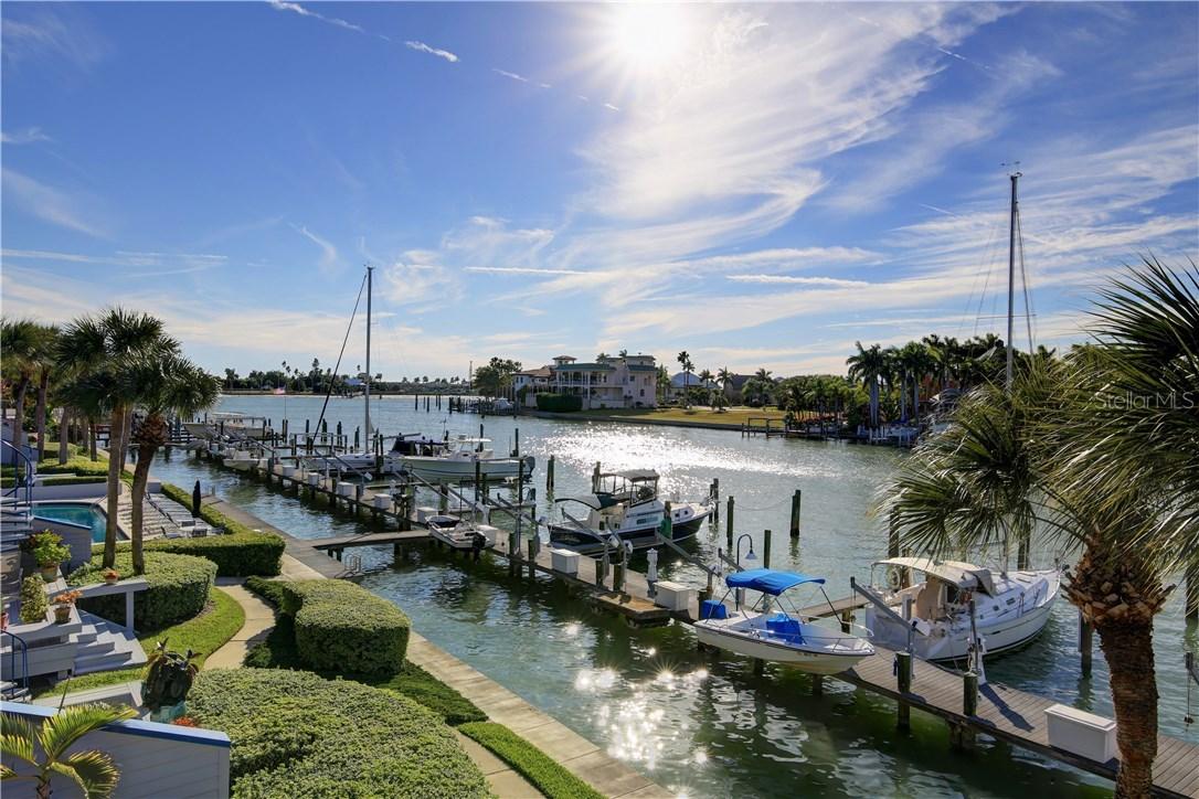 900 Pinellas Bayway South #211, Tierra Verde, FL 33715