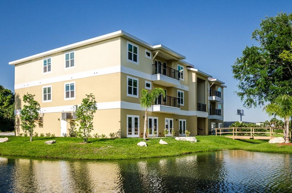 5041 Royal Palms Way #302, New Port Richey, FL 34652
