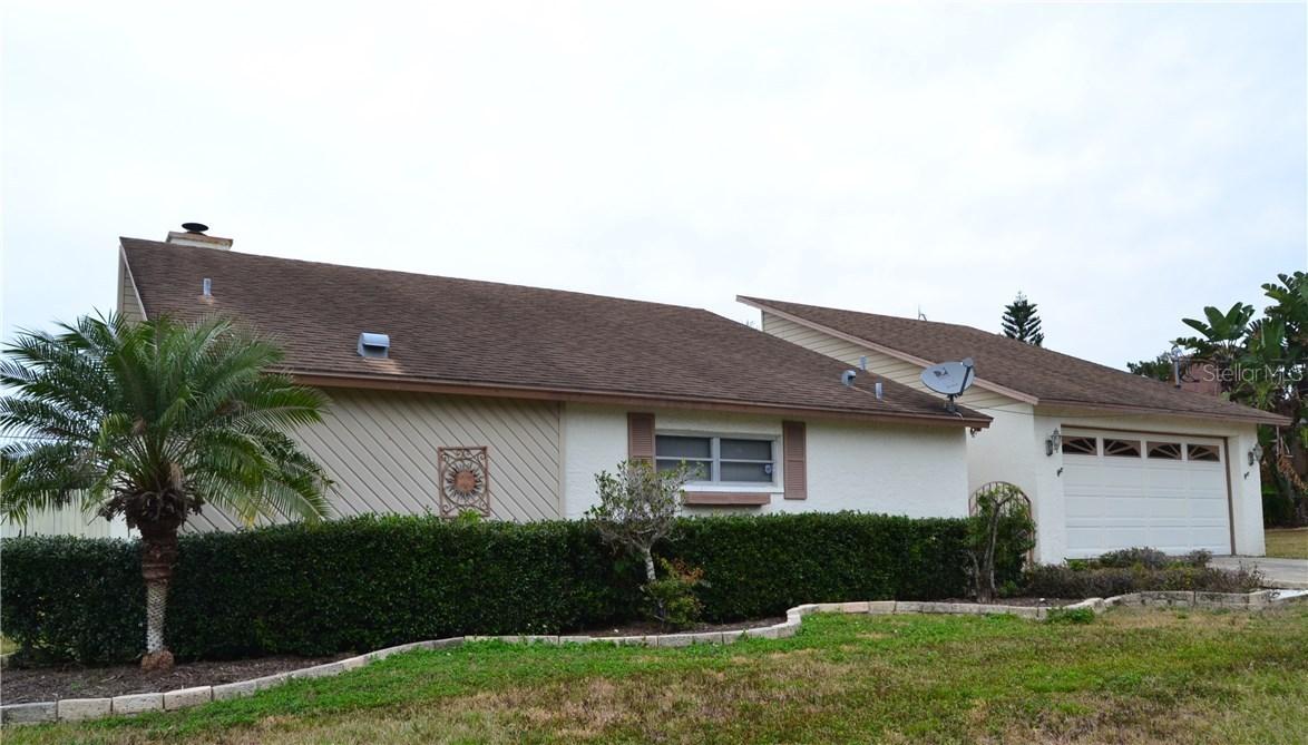 1107 E Court St., Tarpon Springs, FL 34689
