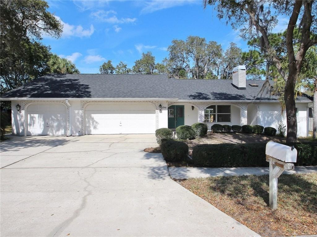 1041 Rosetree Ln., Tarpon Springs, FL 34689