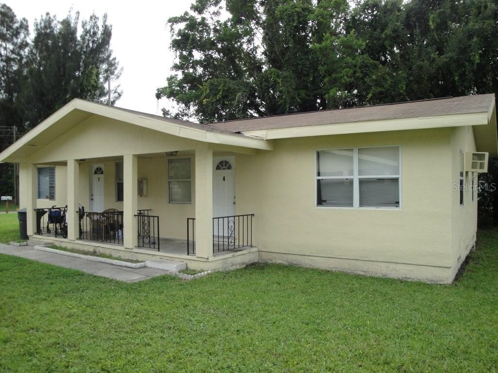 1042 10th Ave., Largo, FL 33770