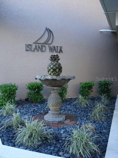 690 Island Way #901, Clearwater Beach, FL 33767