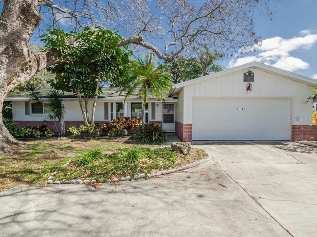 1023 Keene Rd., Largo, FL 33771