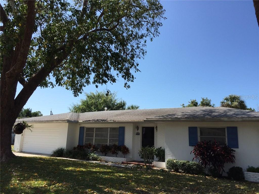 302 Crestwood Ln., Largo, FL 33770