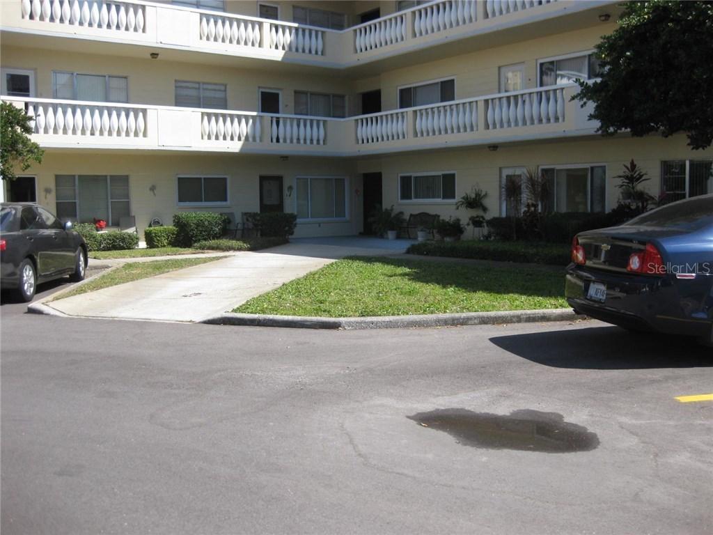 2221 Swedish Dr. #9, Clearwater, FL 33763