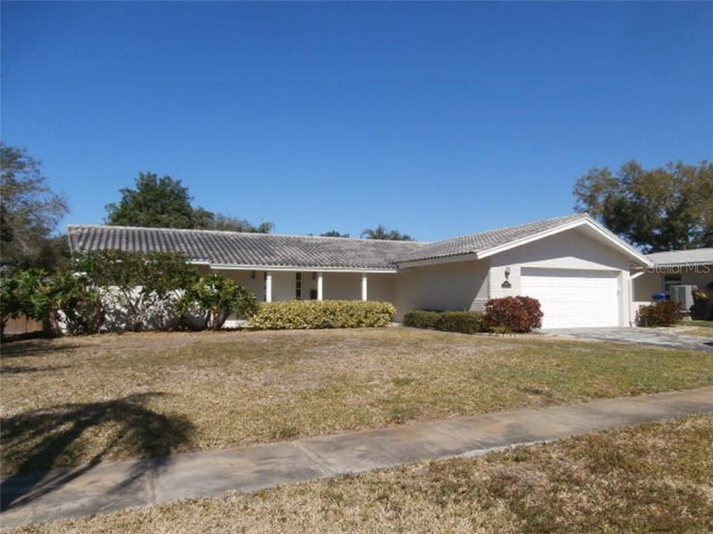 1200 Eden Isle Dr., St Petersburg, FL 33704