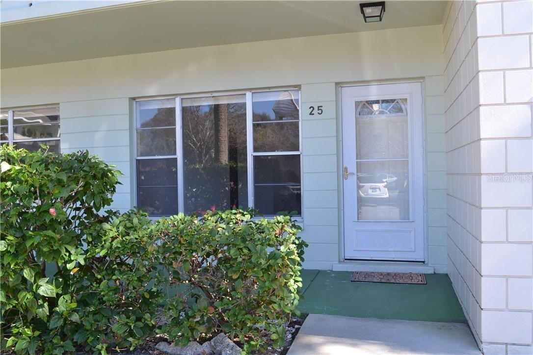 2385 Tahitian Ln. #25, Clearwater, FL 33763