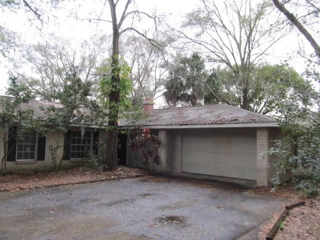 19906 Longleaf Dr., Lutz, FL 33548