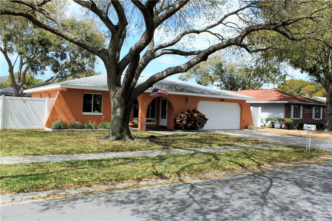 12986 115th St., Largo, FL 33778