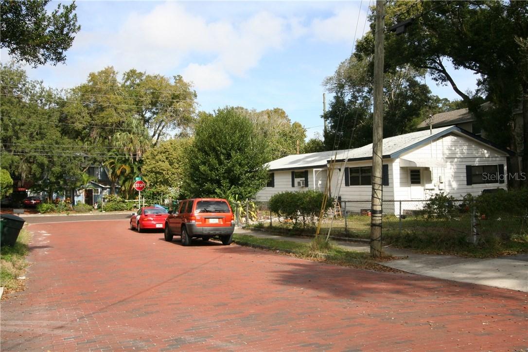 390 5th St., Safety Harbor, FL 34695