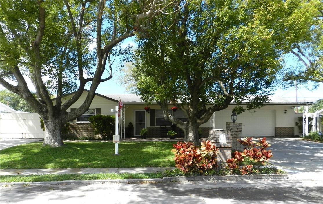 3411 Bedford St., Holiday, FL 34690