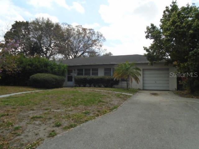 1477 Admiral Woodson Ln., Clearwater, FL 33755