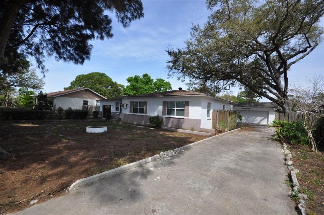 761 89th Ave., St Petersburg, FL 33702