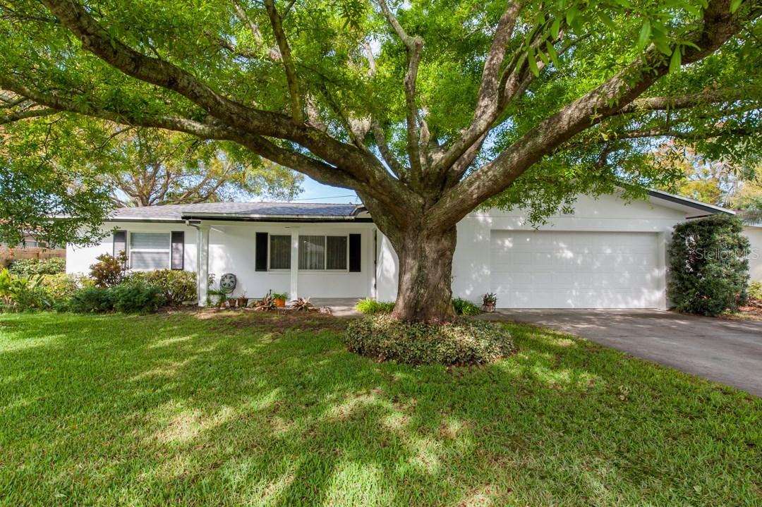 4090 14th Ln., St Petersburg, FL 33703