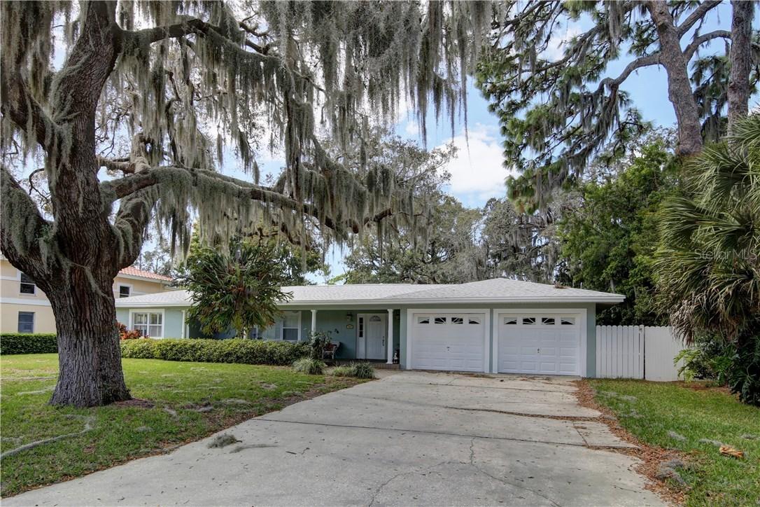 304 Palmetto Ln., Largo, FL 33770