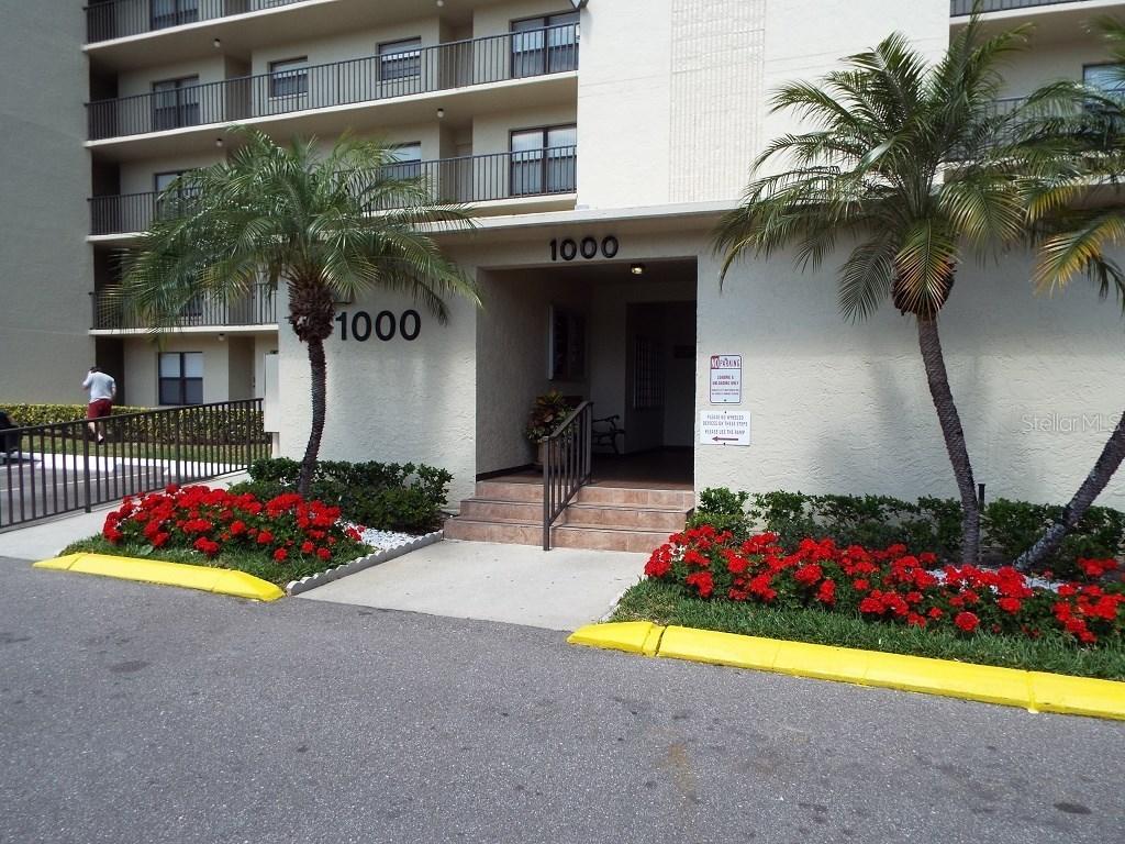 1000 Cove Cay Dr. #2D, Clearwater, FL 33760