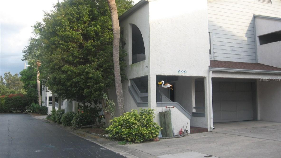 629 Drake Ln., Dunedin, FL 34698