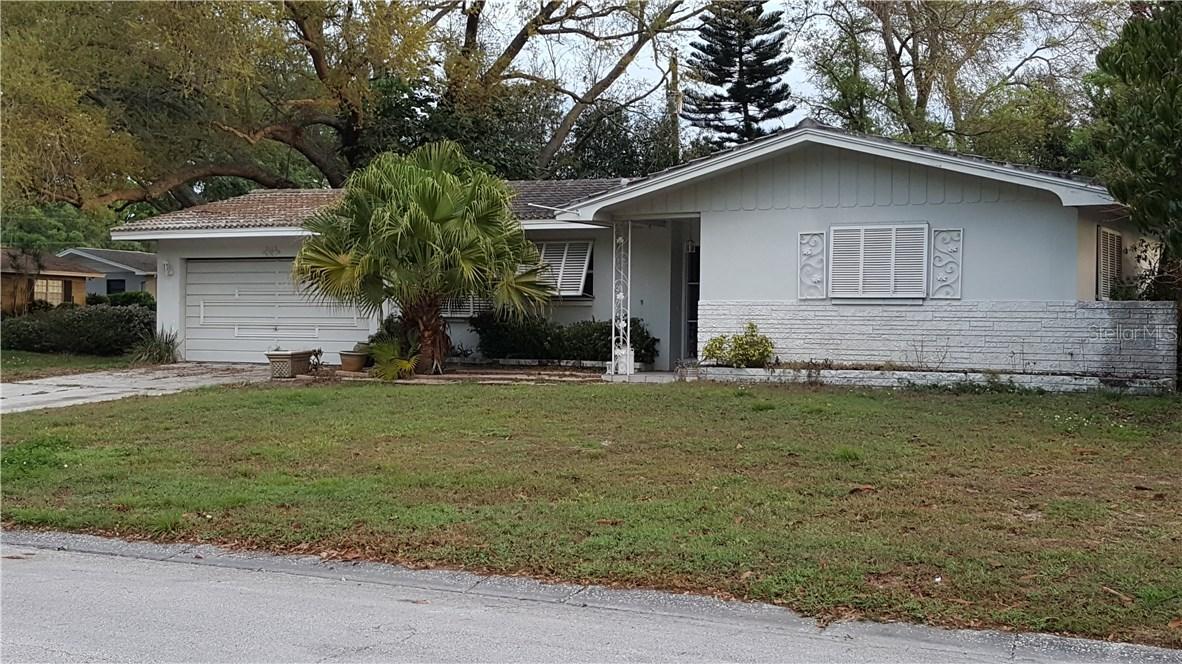 2110 University Dr., Clearwater, FL 33764