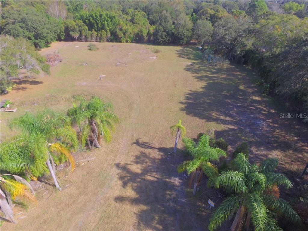 9425 93rd St., Seminole, FL 33777