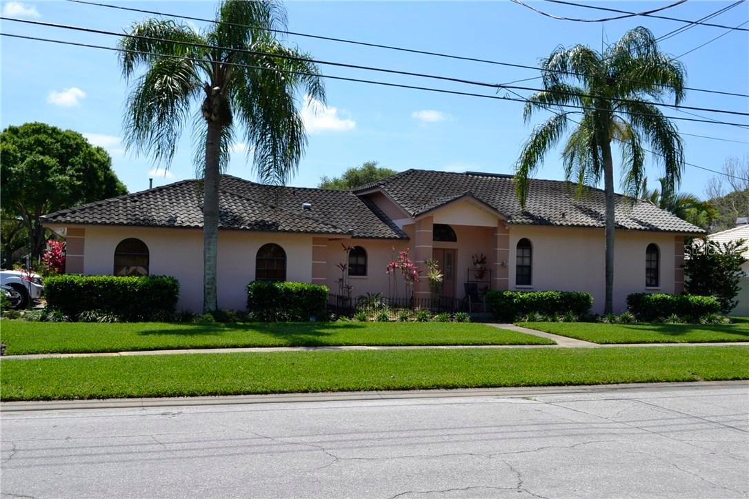 9262 126th Ave., Largo, FL 33773