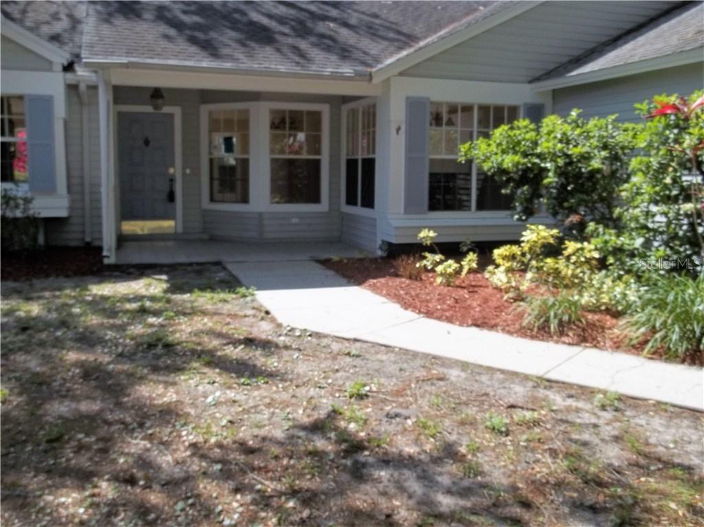 942 Valley View Cir., Palm Harbor, FL 34684
