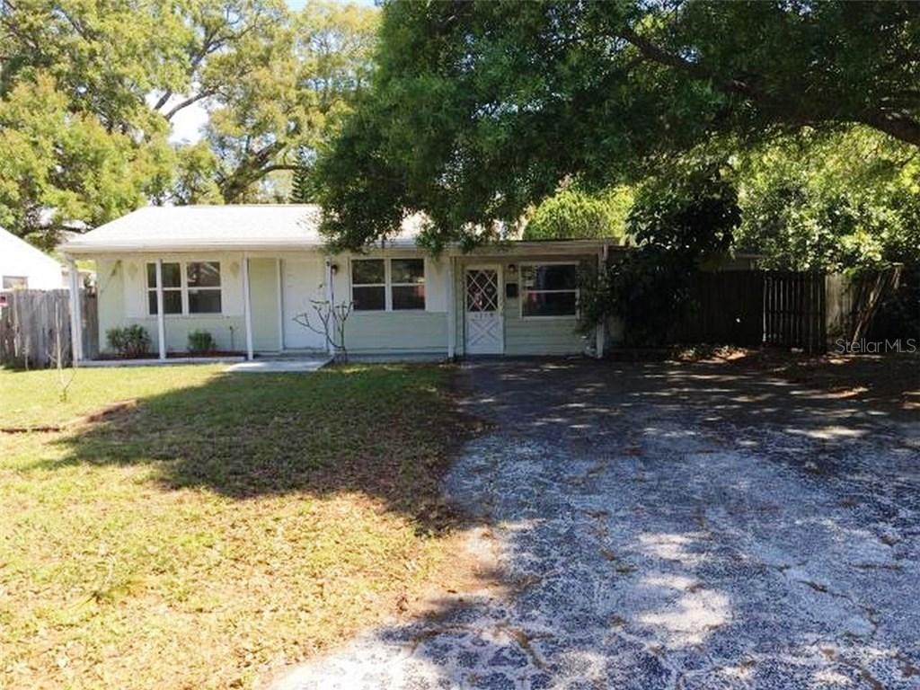 1119 Tyrone Ct., St Petersburg, FL 33710