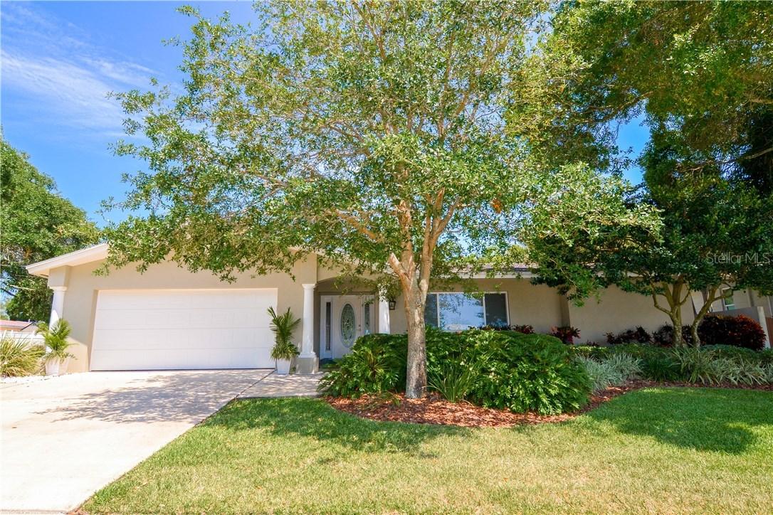 6539 Evergreen Ave., Seminole, FL 33772