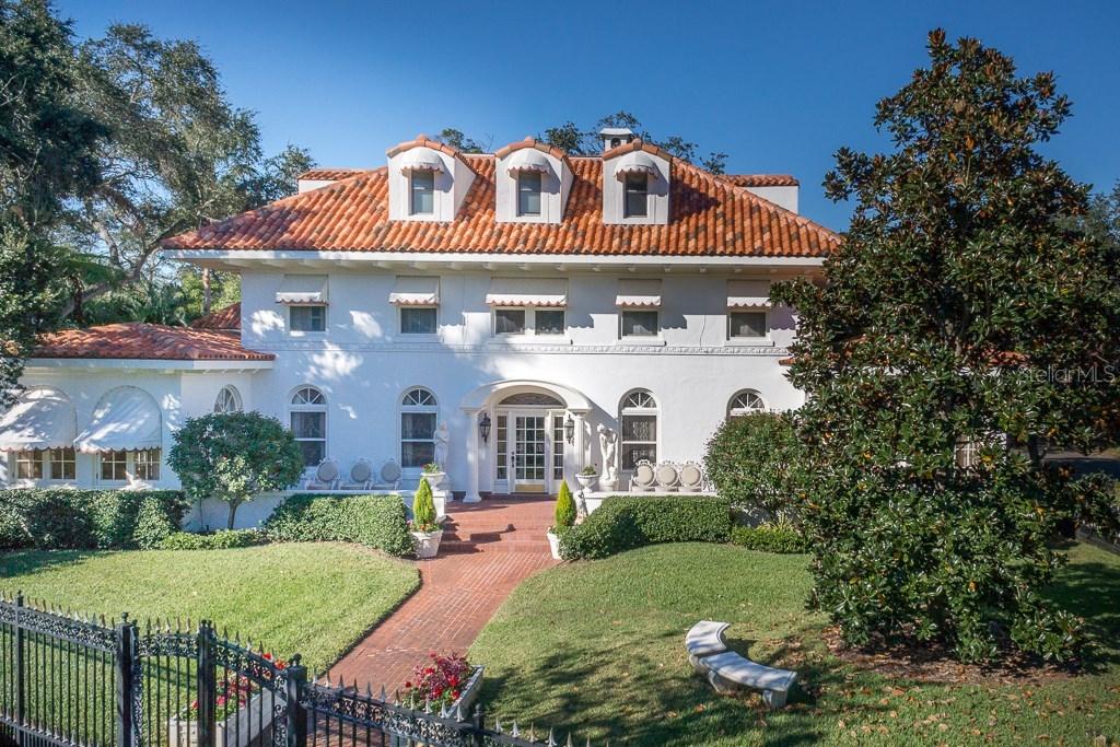 1650 Beach Dr., St Petersburg, FL 33704