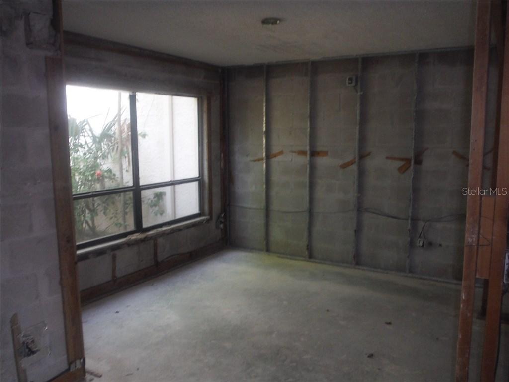 4817 Puritan Cir., Tampa, FL 33617