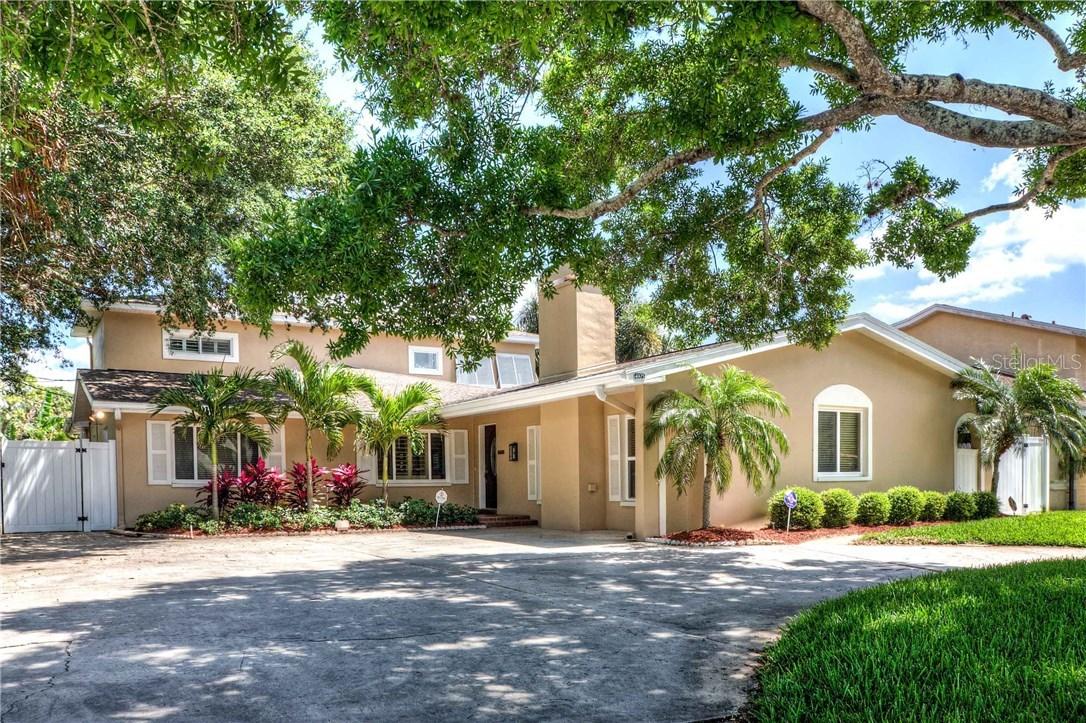 4975 Dover St., St Petersburg, FL 33703