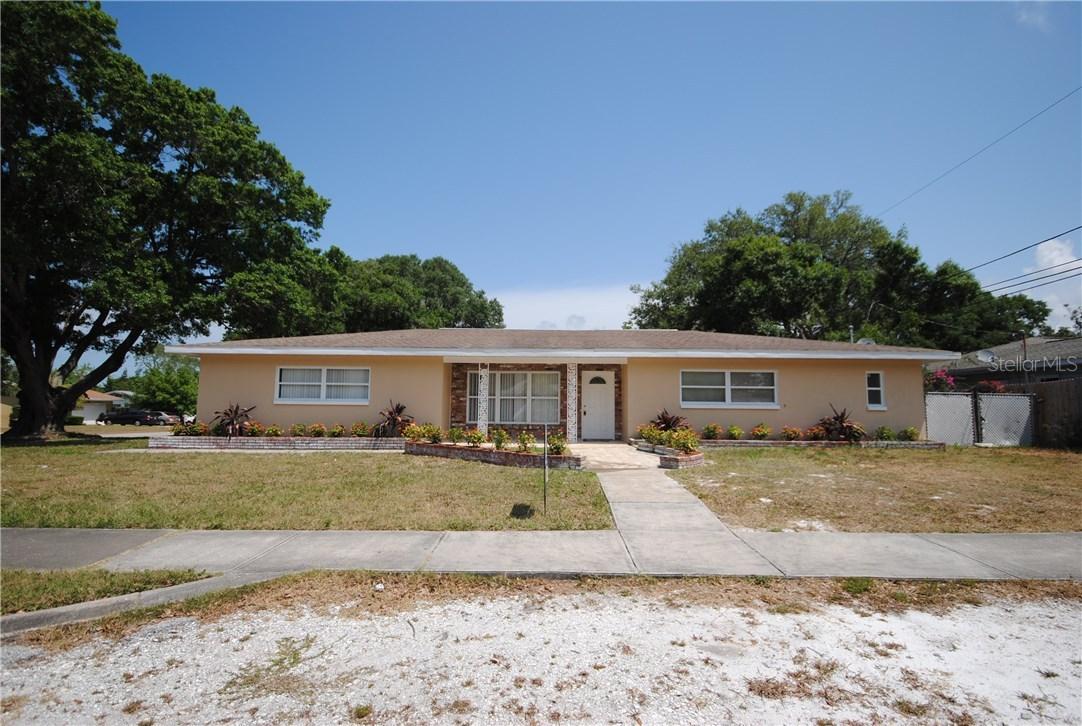 1640 Greenlea Dr., Clearwater, FL 33755
